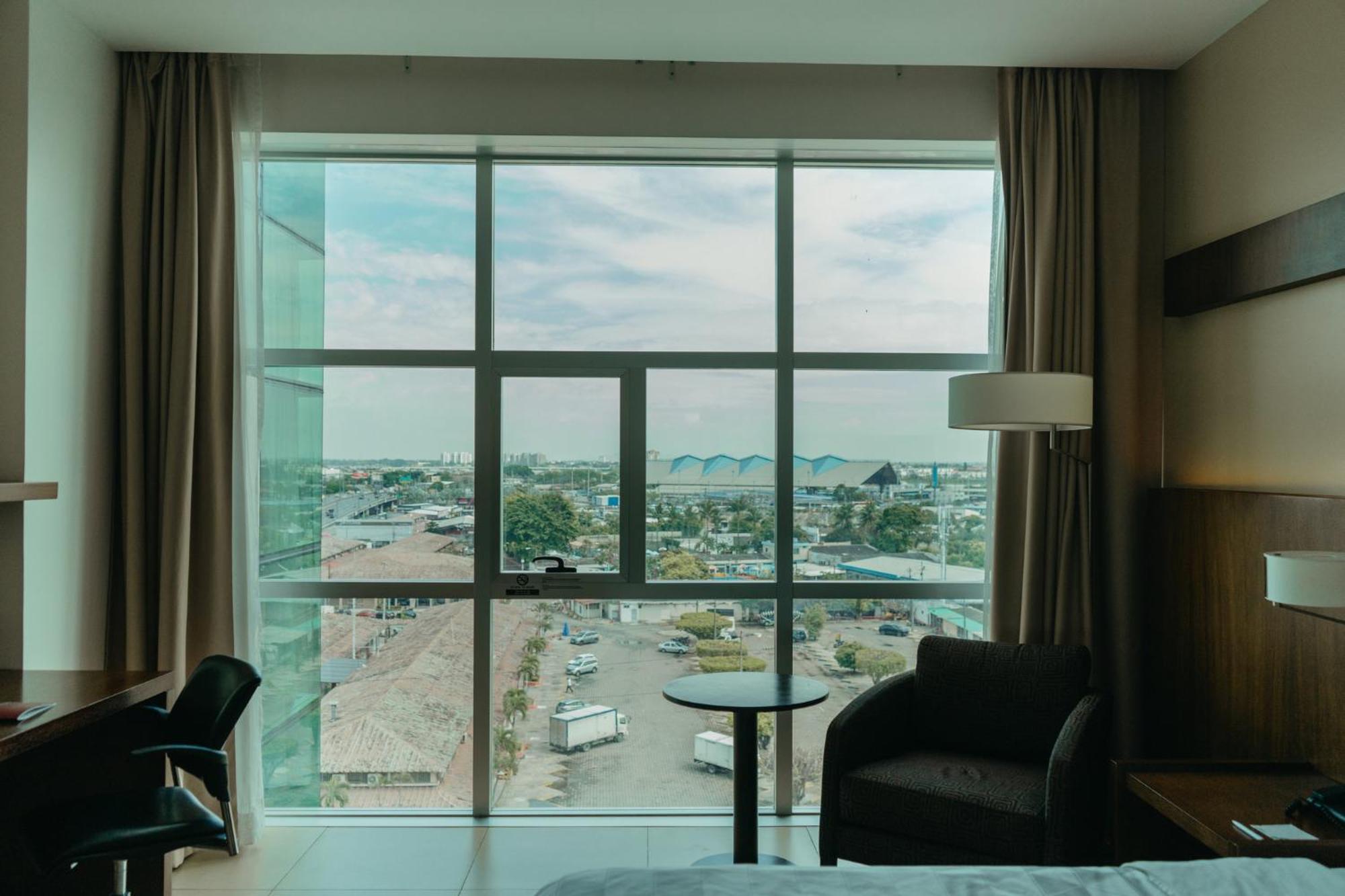 Holiday Inn Guayaquil Airport, An Ihg Hotel מראה חיצוני תמונה
